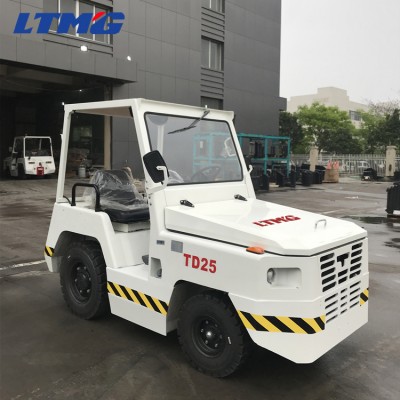 GSE equipment 25KN 2.5 ton baggage aircraft tow tractor with Japanese engine